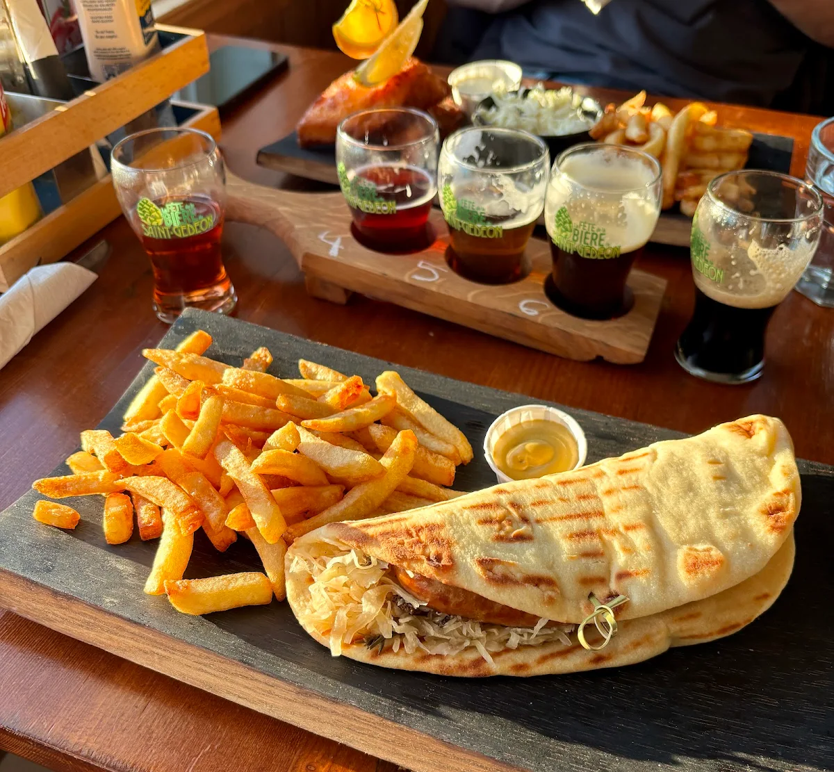 Food & drink, Microbrasserie du Lac Saint-Jean / Boutique & Bistrot
