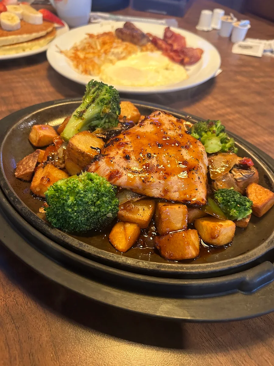 Food & drink, Denny's Restaurant Okotoks