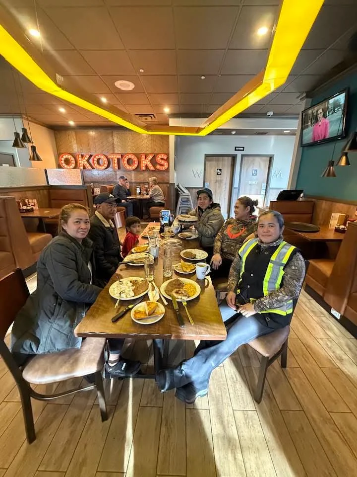 Vibe, Denny's Restaurant Okotoks