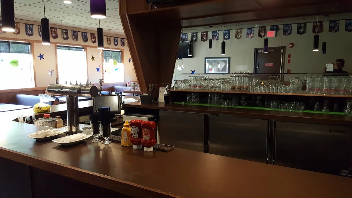 Vibe, Denny's Restaurant Okotoks