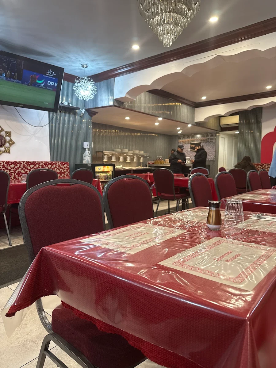 Vibe, Salateen Restaurant