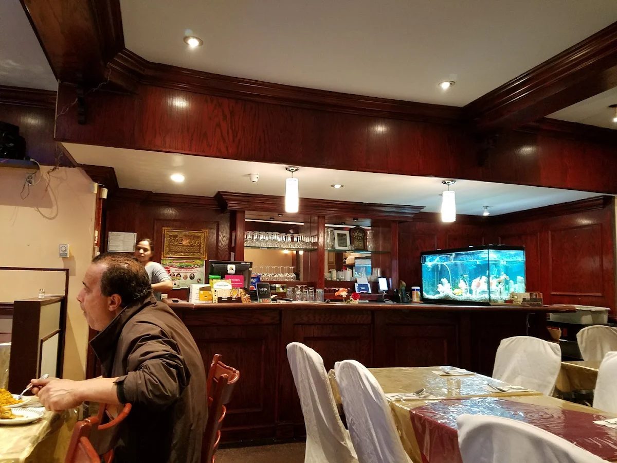 Vibe, Salateen Restaurant