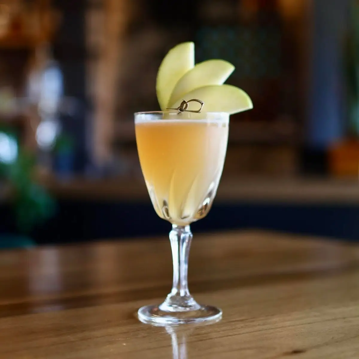 Food & drink, Salute Resto + Bar