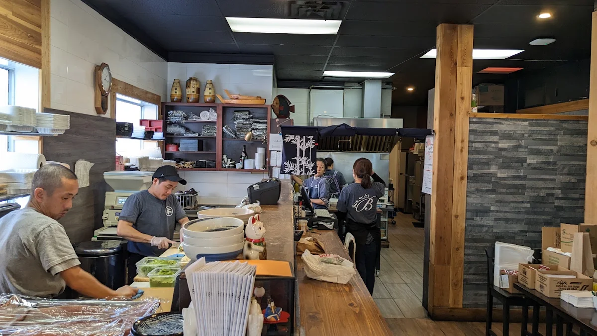 Vibe, Oak Bay Bon Sushi