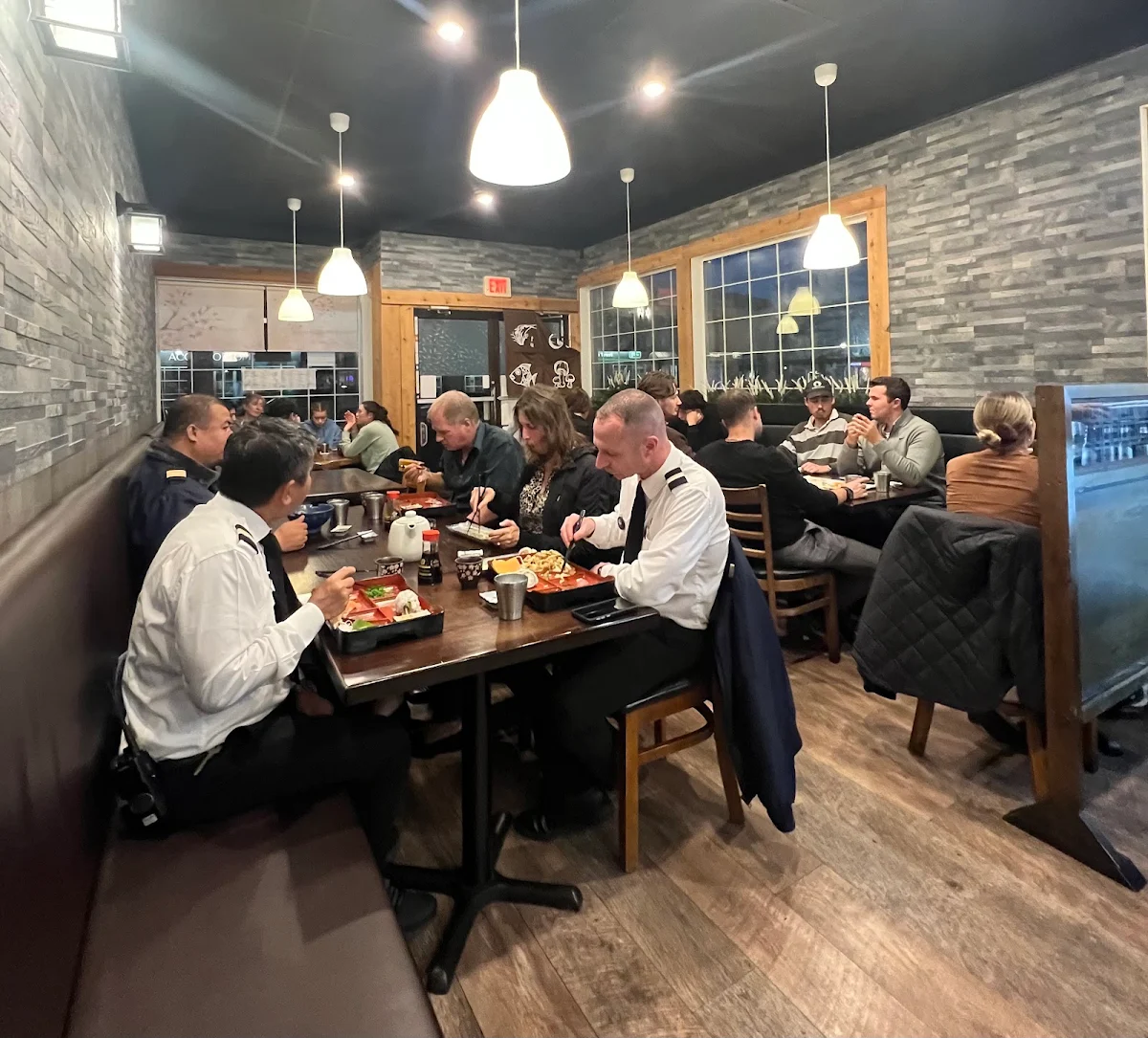 Vibe, Oak Bay Bon Sushi