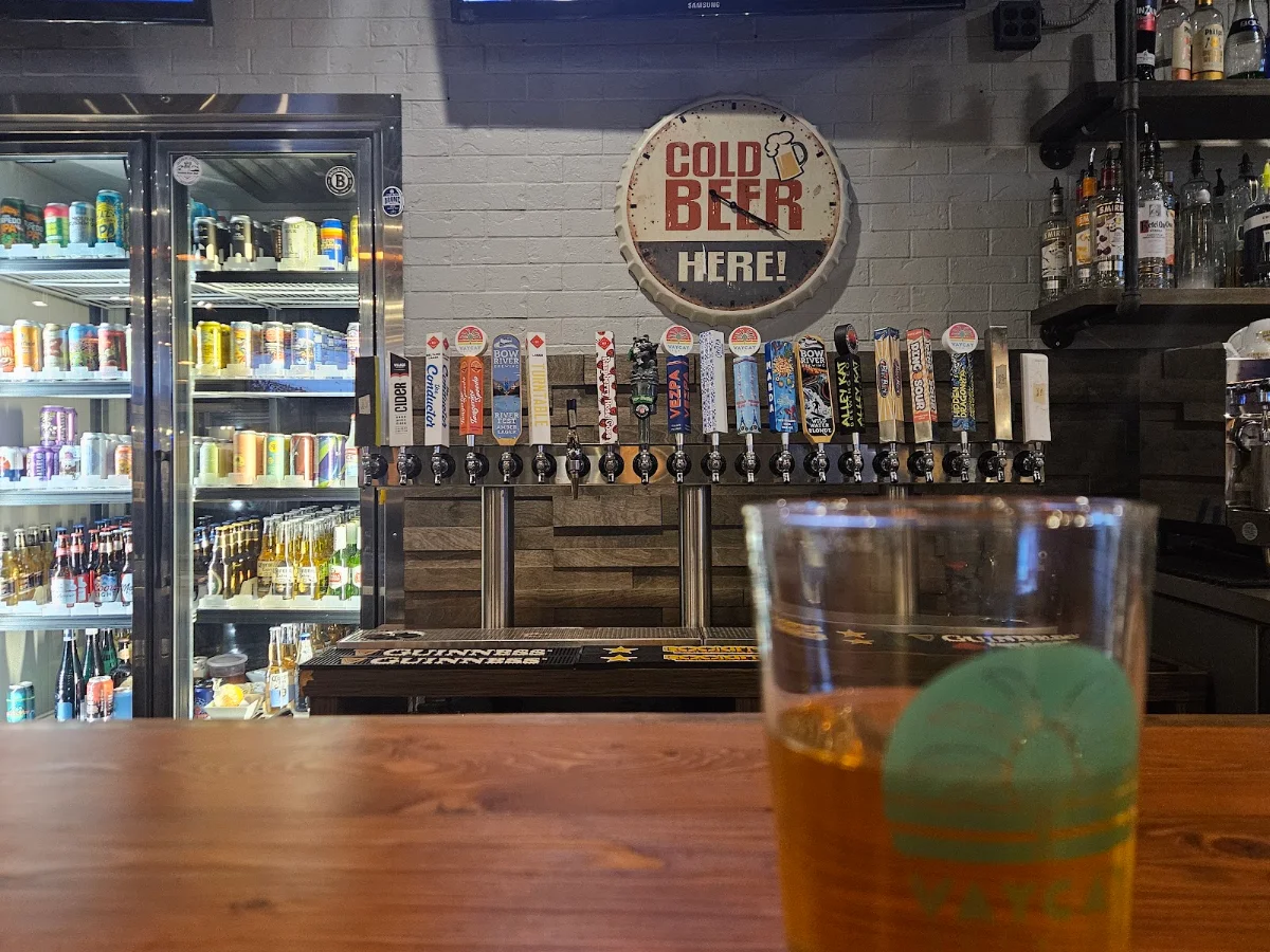 Vibe, BEERTALES KITCHEN AND BAR