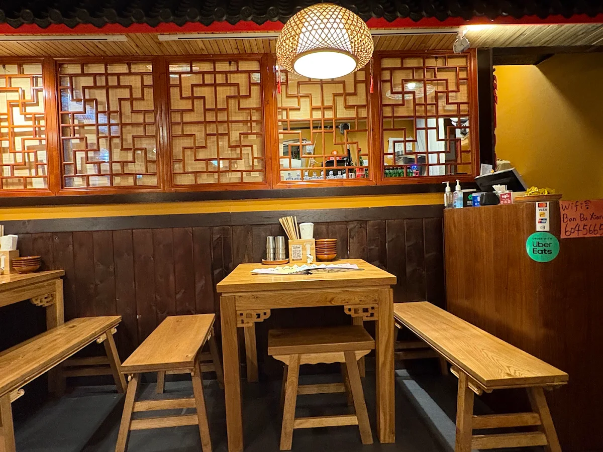Vibe, Ban Bu Xian Szechuan Cuisine Downtown 半步仙小酒馆（温哥华市中心店）