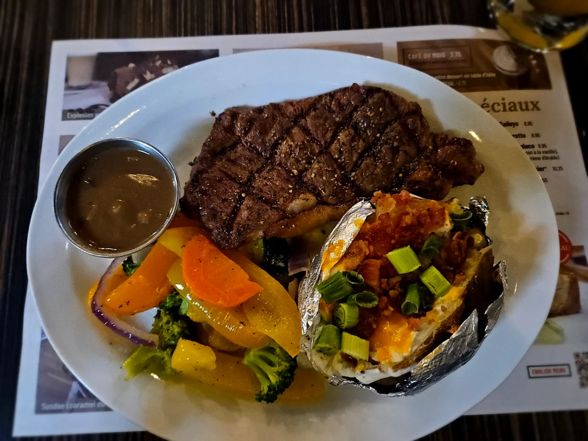 Food & drink, Brasserie Daniel Lapointe Victoriaville