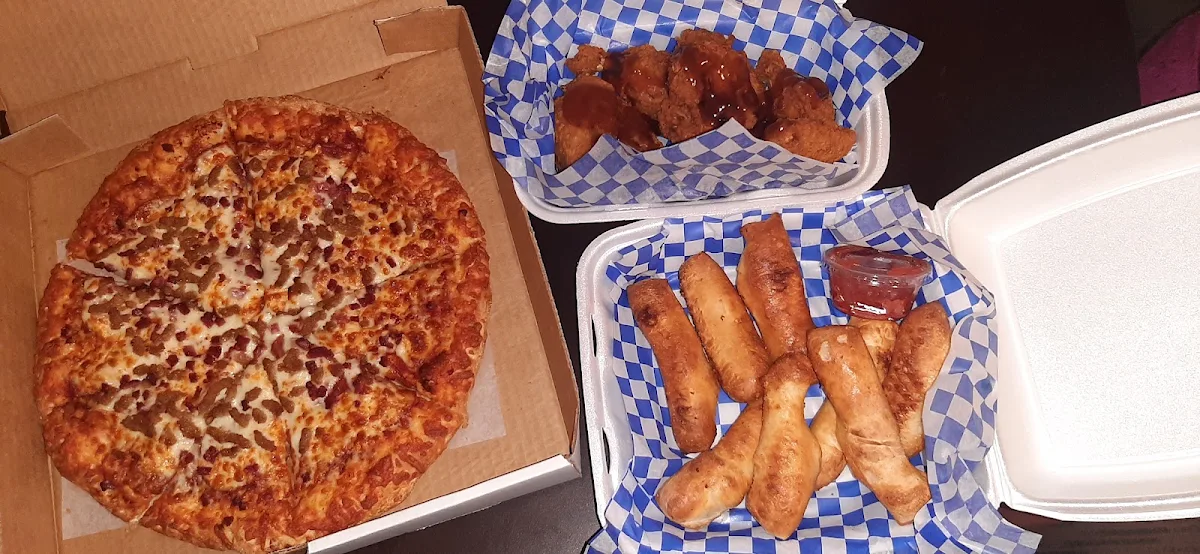 Food & drink, Crowsnest Pass Pizza