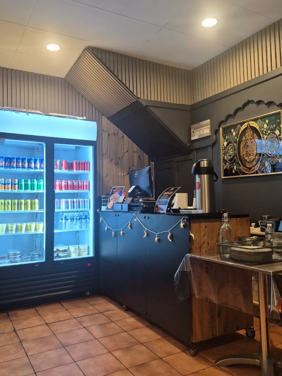 Vibe, 4 Seasons Kitchen Indian Restaurant