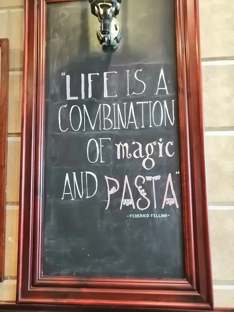 Menu, Fellini's - classic Italian cucina