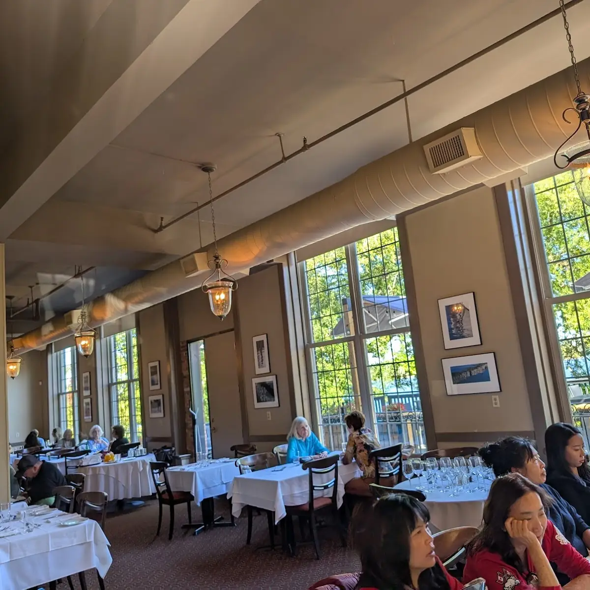 Vibe, River Mill Restaurant