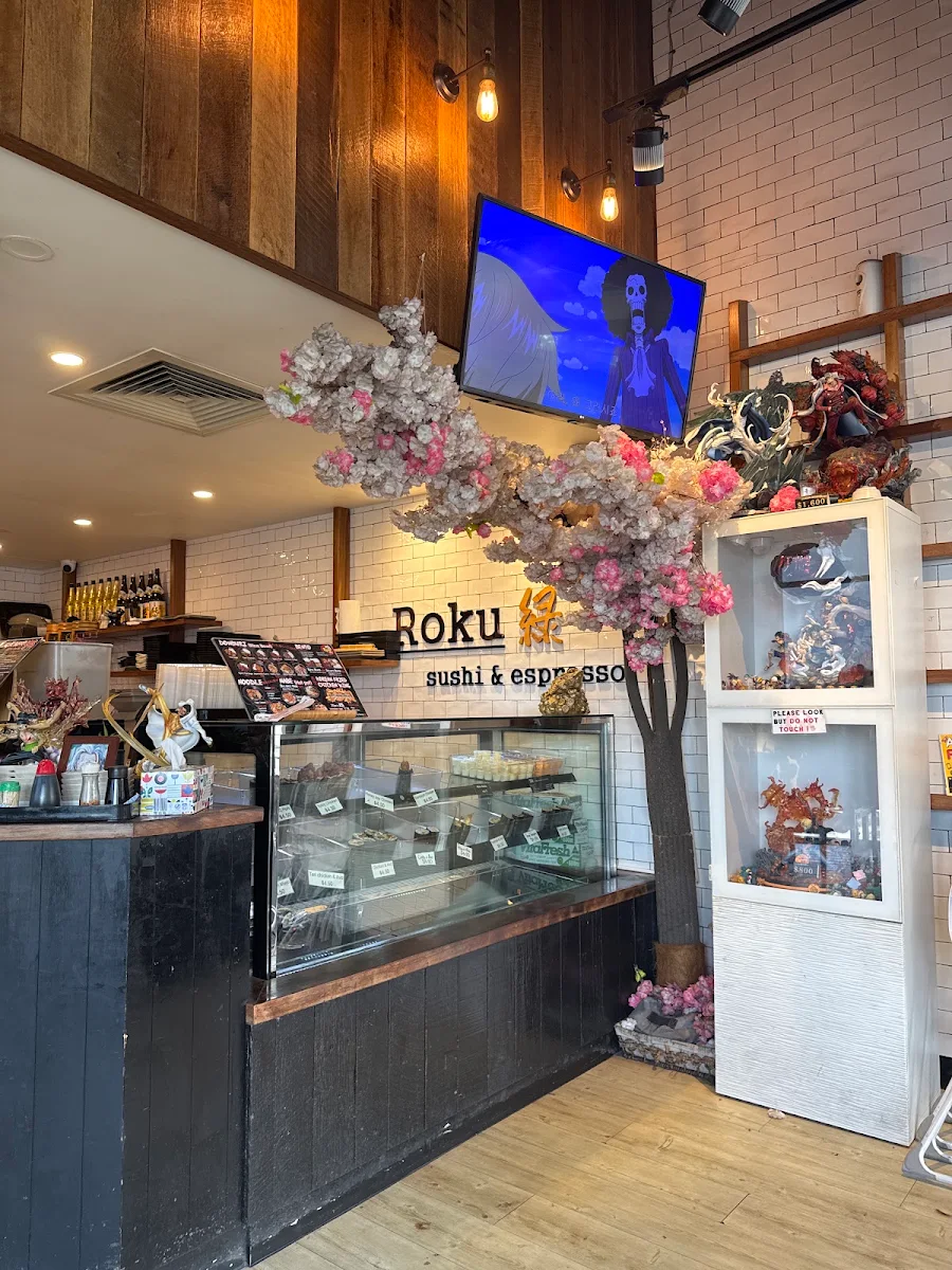 Vibe, ROKU Sushi & Korean BBQ Bar