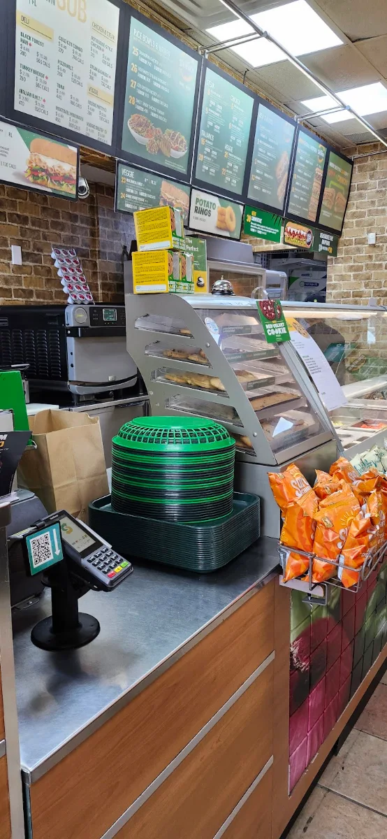 Food & drink, Subway