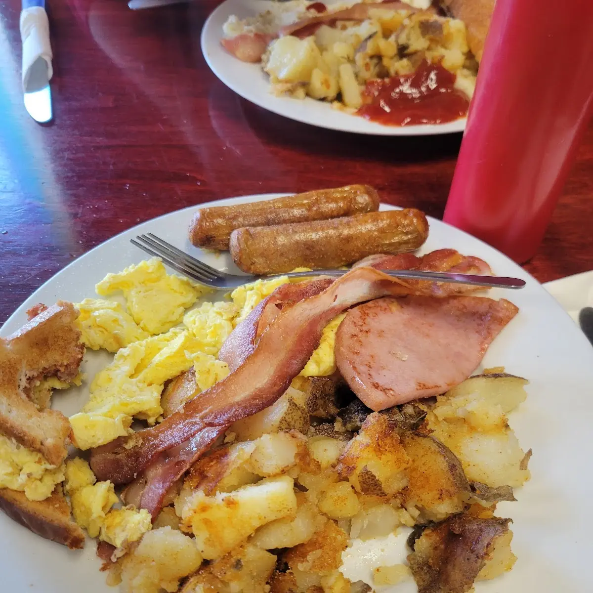 Food & drink, Roast 'N Toast Family Diner