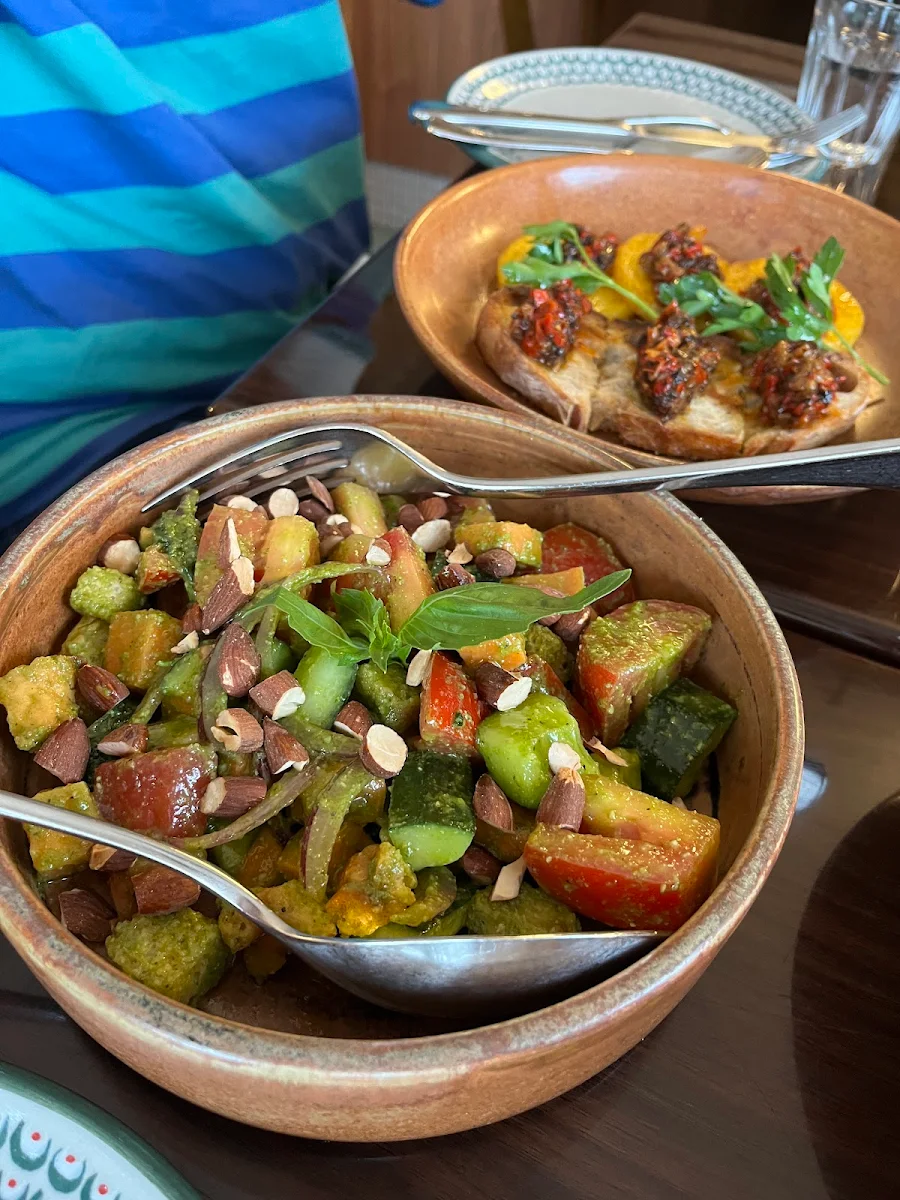 Food & drink photo 5