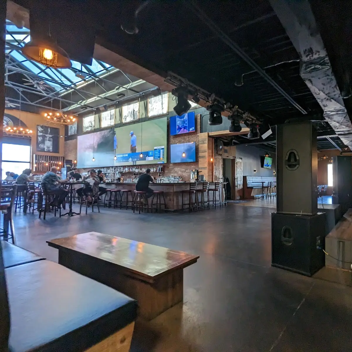 Vibe, The Bourbon Tap & Grill Tecumseh