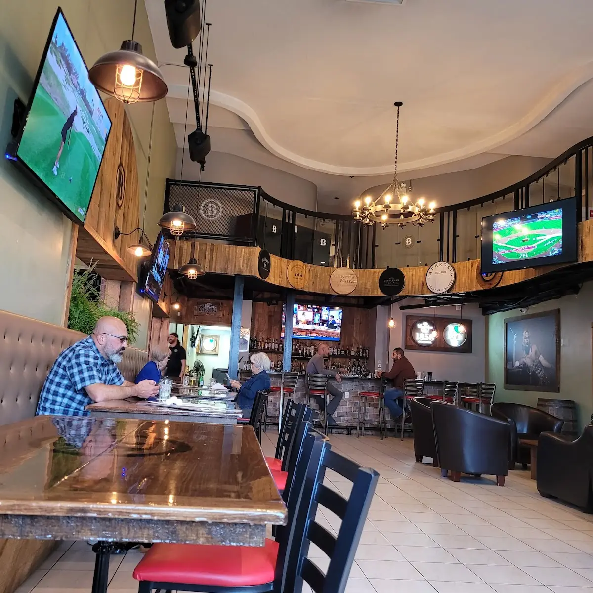 Vibe, The Bourbon Tap & Grill Tecumseh