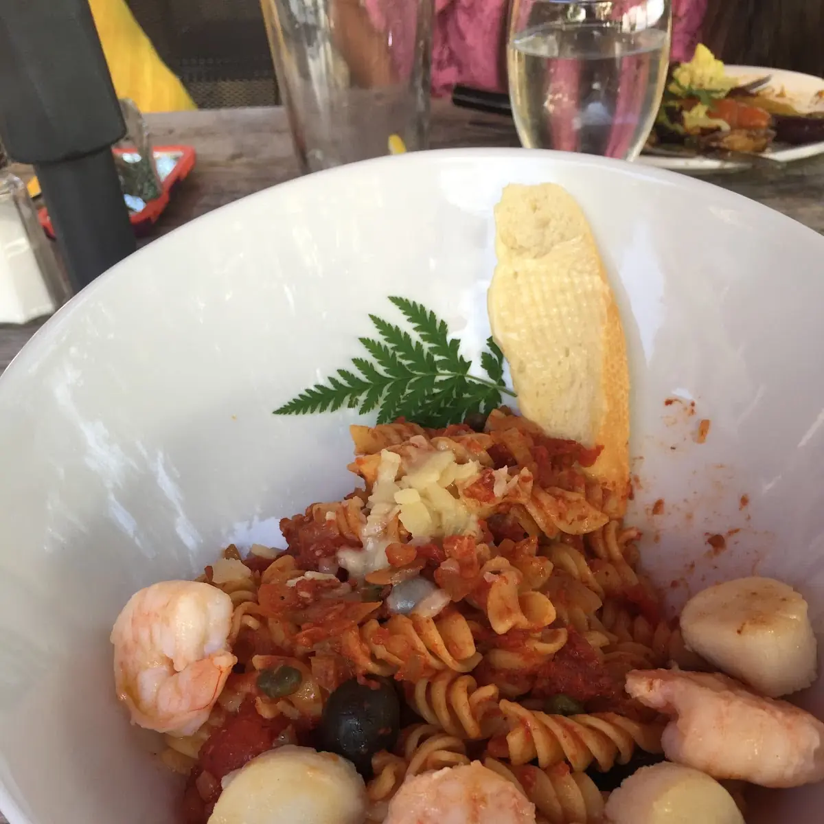 Food & drink, Niger Reef Tea House (licensed restaurant)