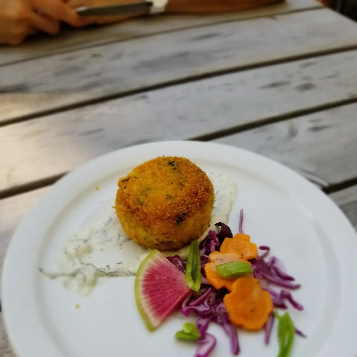 Food & drink, Niger Reef Tea House (licensed restaurant)