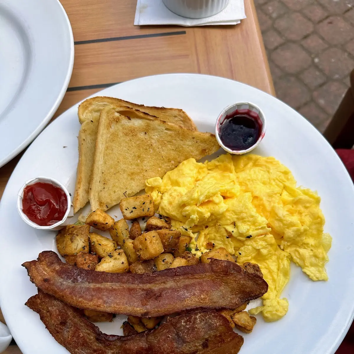 Food & drink, The Restaurant at The Saltspring Inn