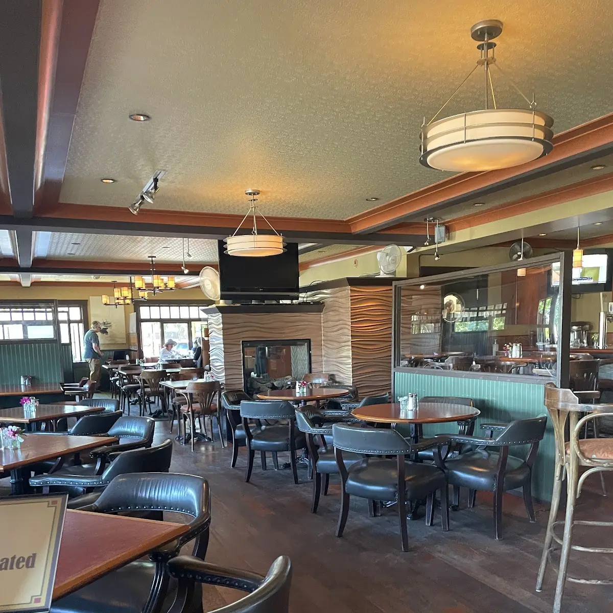 Vibe, The Restaurant at The Saltspring Inn