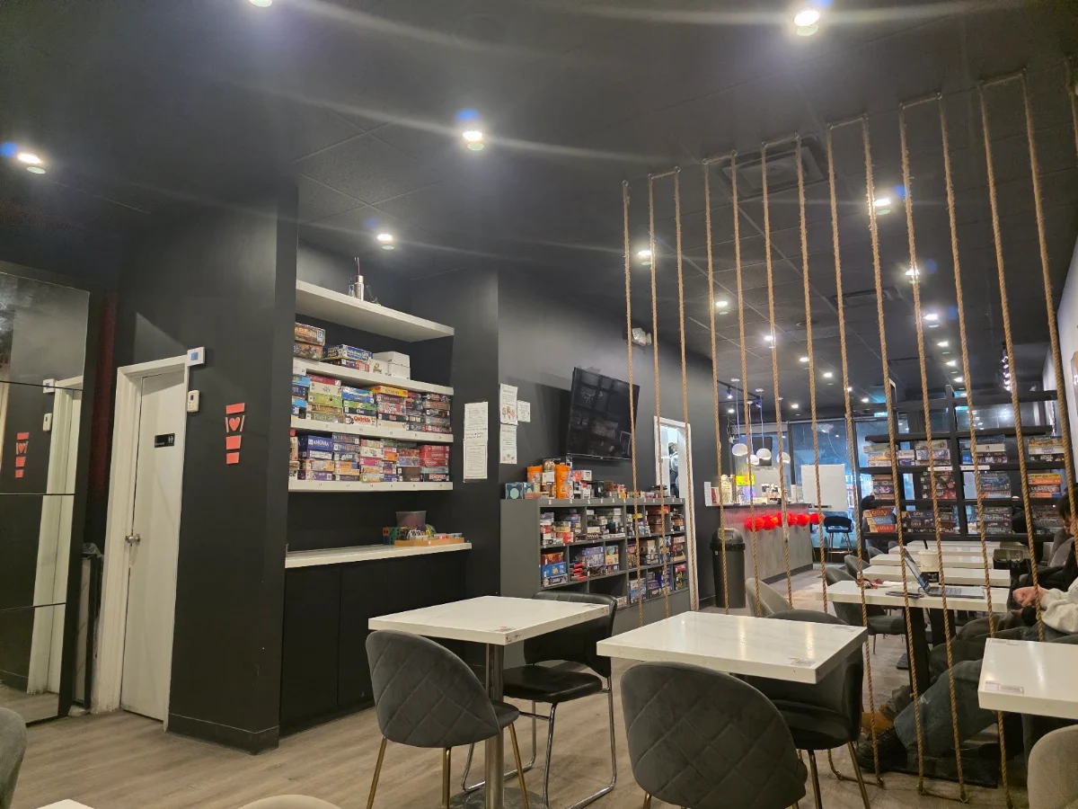 Vibe, Twilight Cafe & Bar (Scarborough)