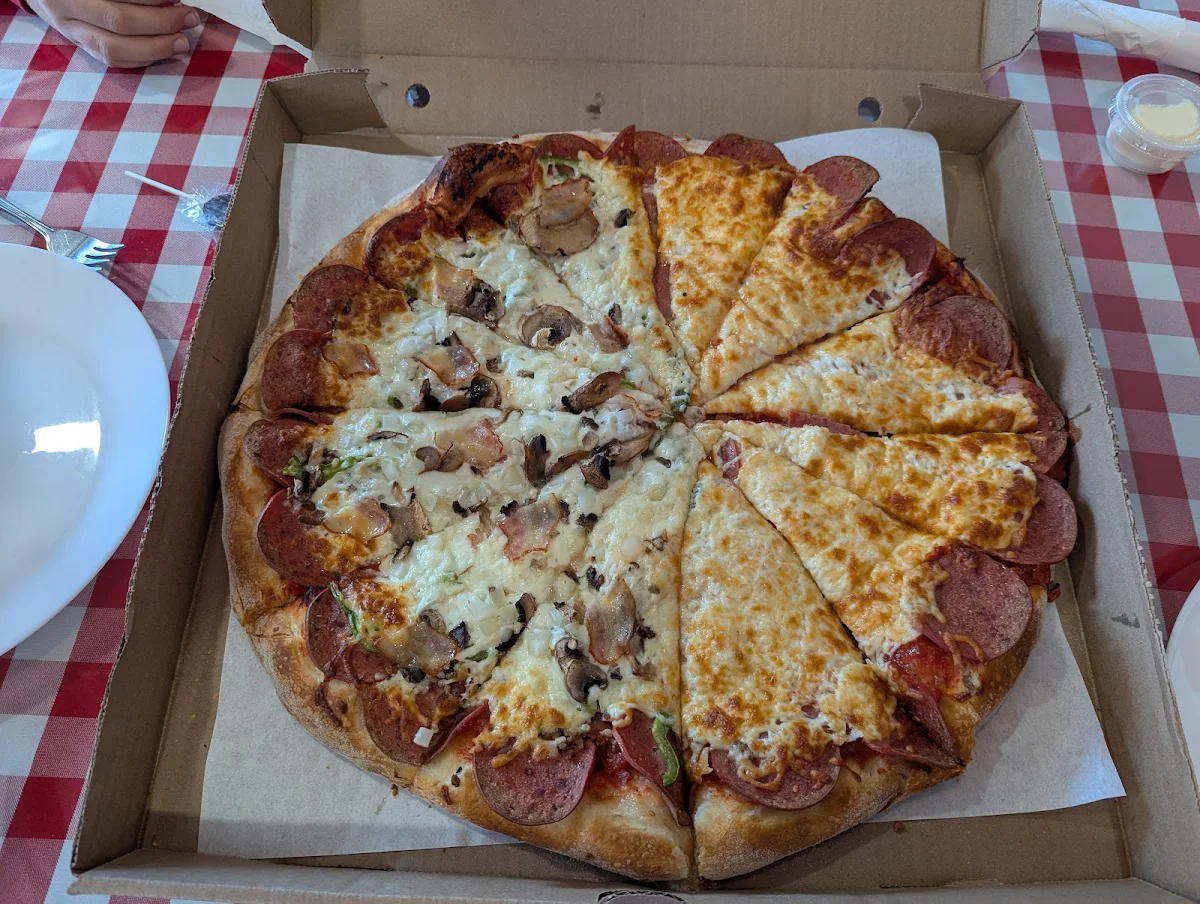 Food & drink, Al's Pizzeria