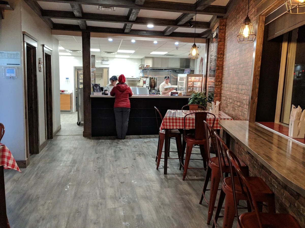Vibe, Al's Pizzeria