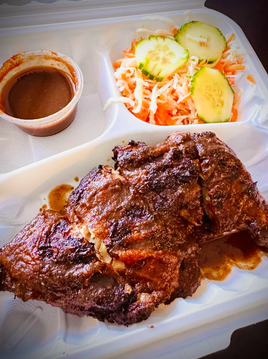 Food & drink, TricNic Jerk Centre