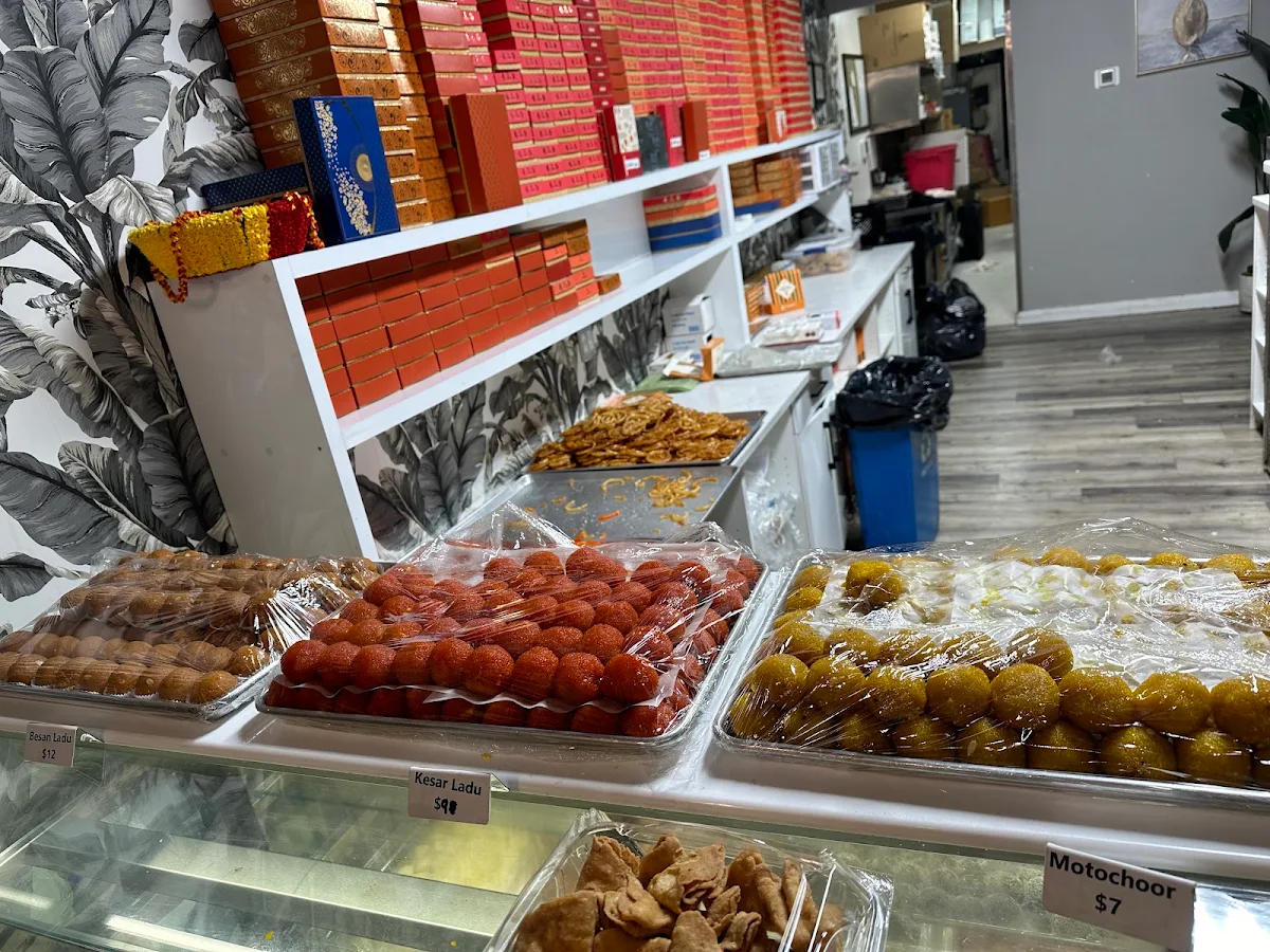 Food & drink, Lovely Sweets Street Eat Calgary - Best Street Food Restaurant in Calgary