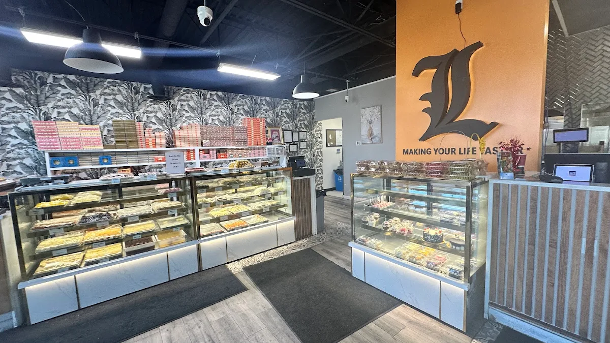 Vibe, Lovely Sweets Street Eat Calgary - Best Street Food Restaurant in Calgary