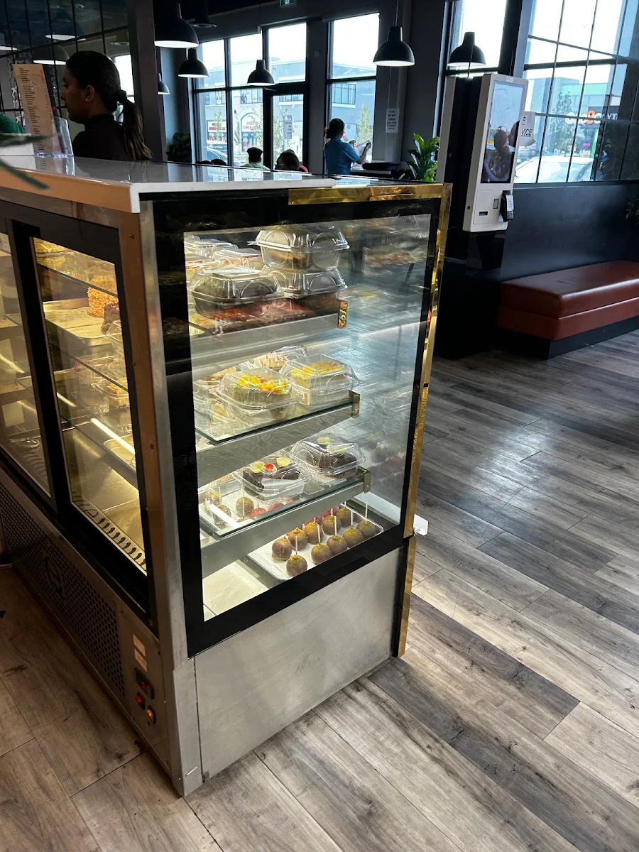 Vibe, Lovely Sweets Street Eat Calgary - Best Street Food Restaurant in Calgary