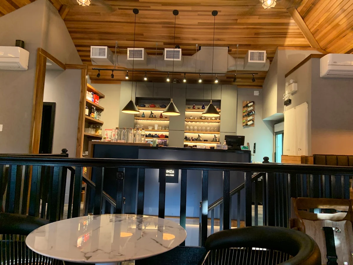 Vibe, GINZA SUSHI & POKE