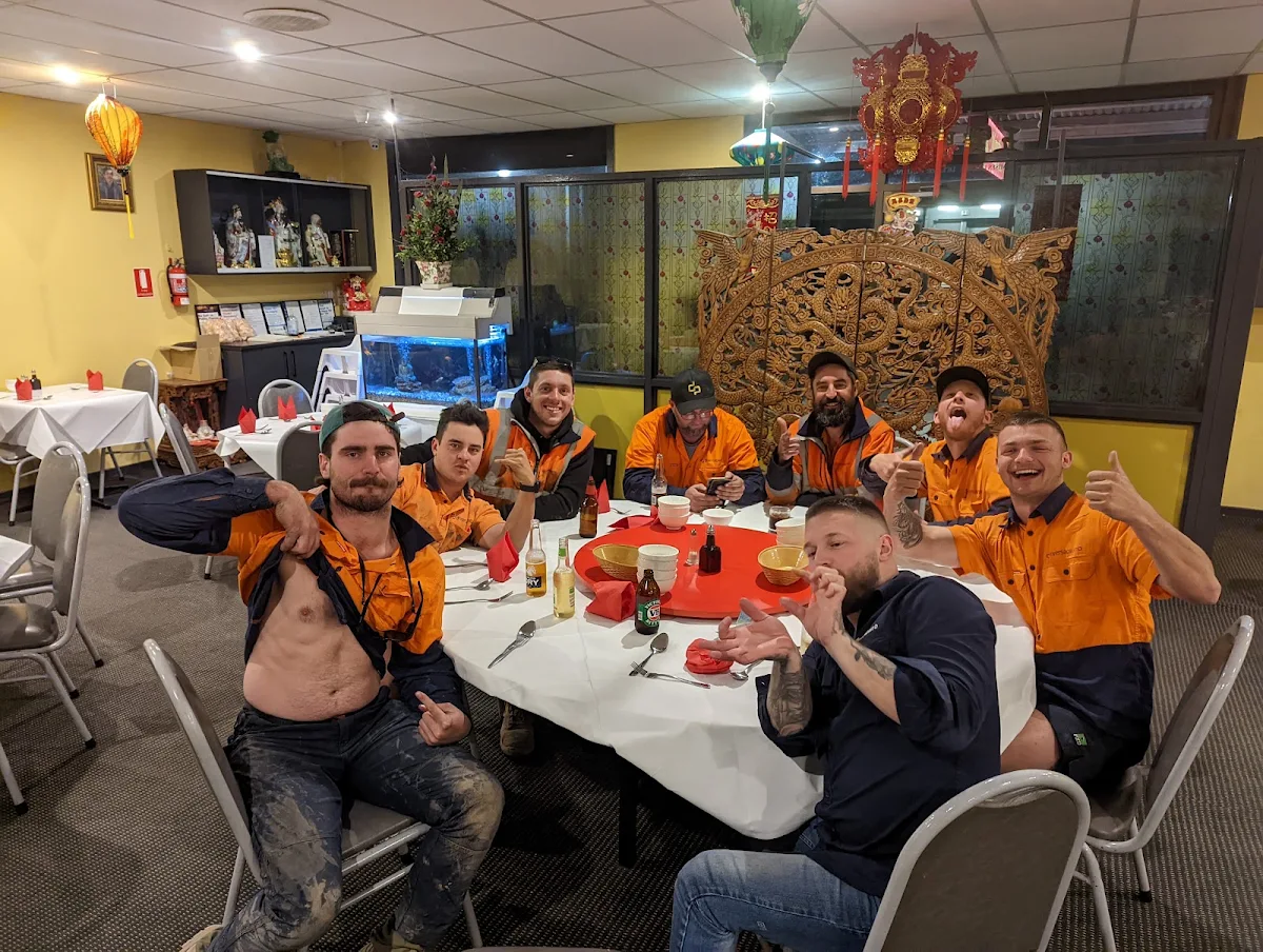 Vibe, Majestic Chinese Restaurant