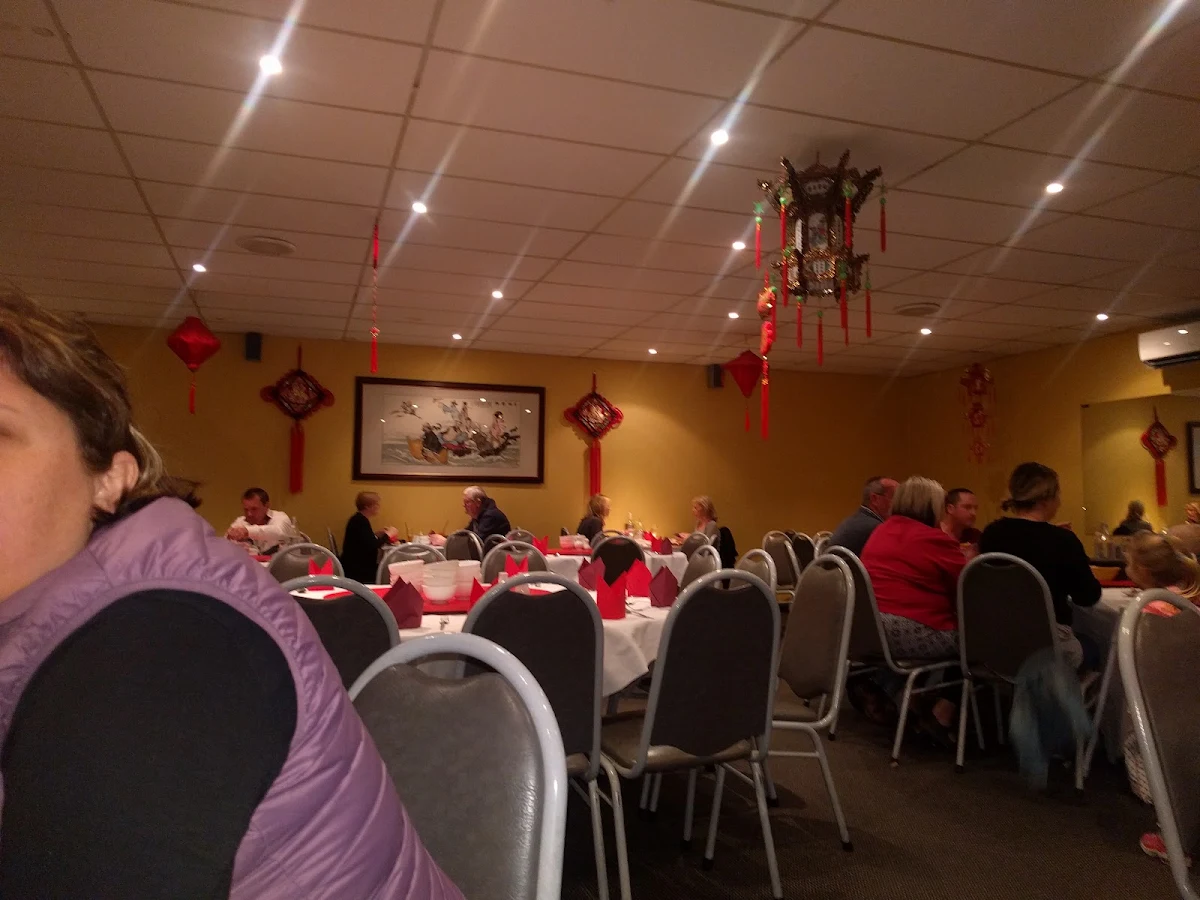 Vibe, Majestic Chinese Restaurant