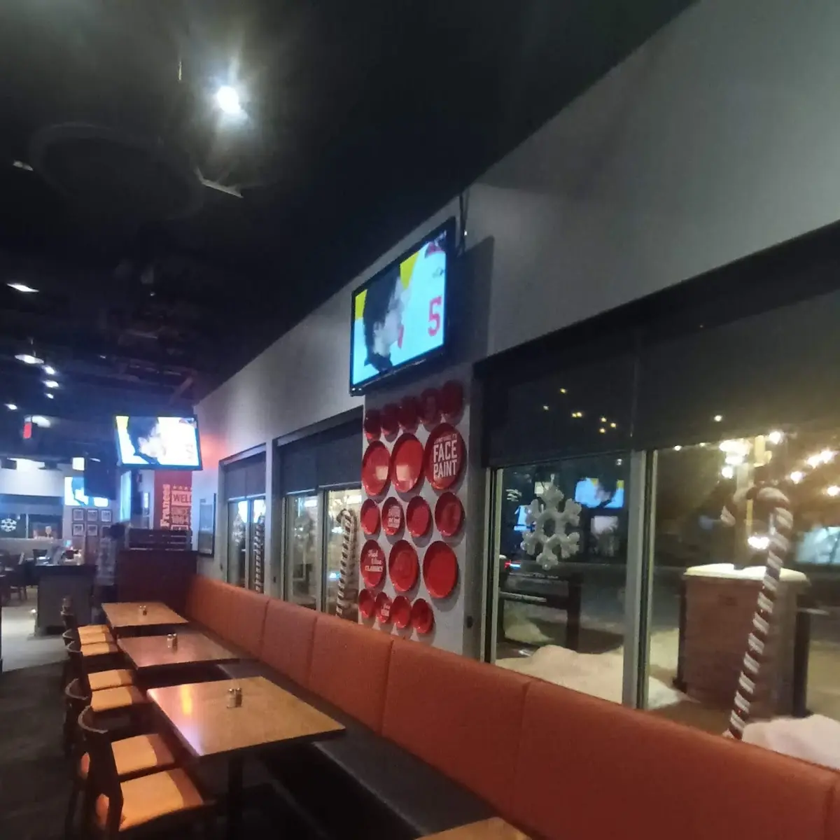 Vibe, Boston Pizza