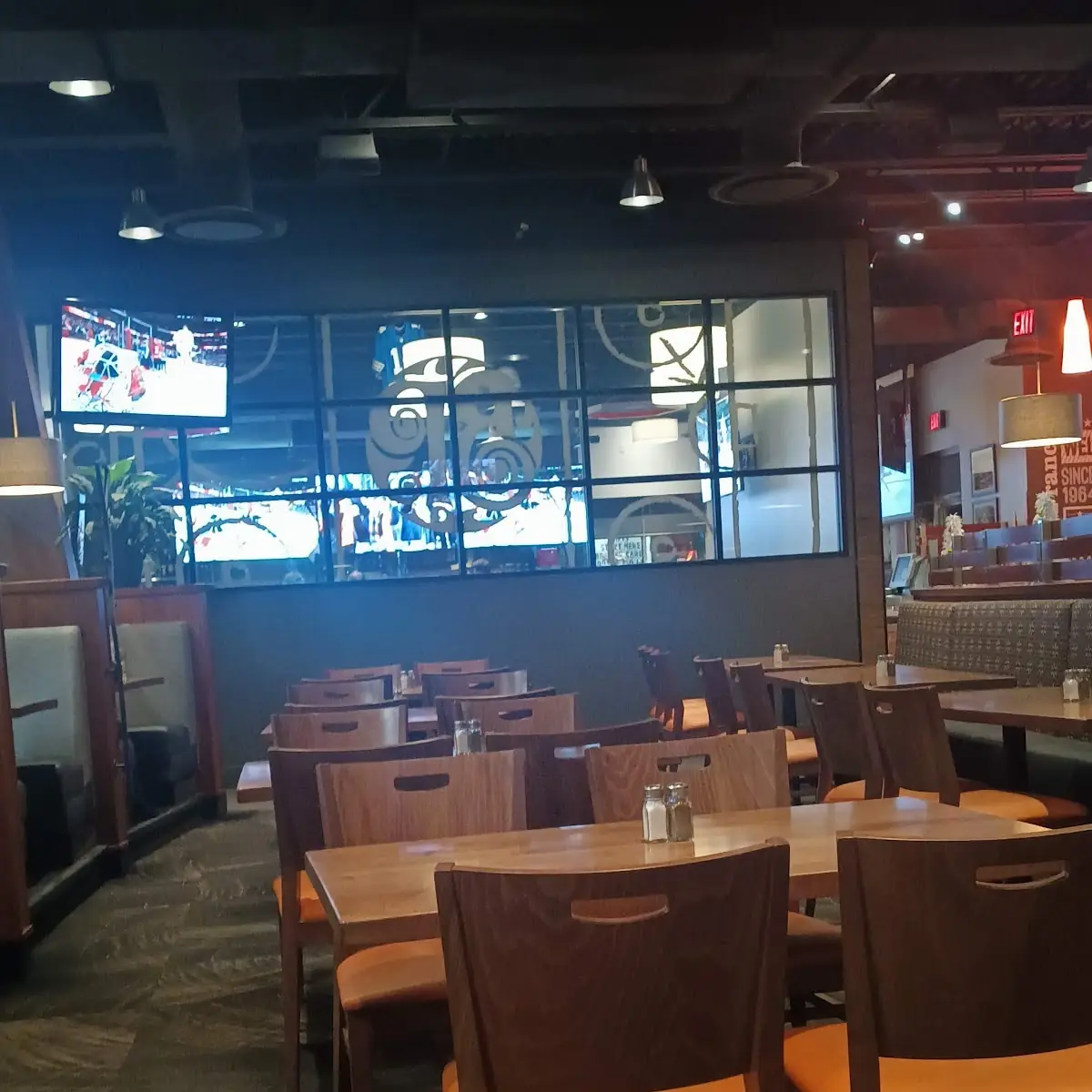 Vibe, Boston Pizza
