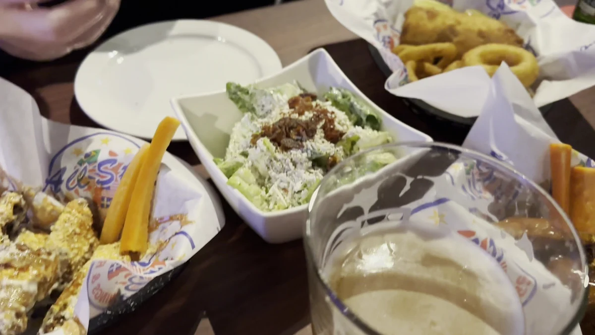 Food & drink, AllStar Wings and Ribs Richmond Hill