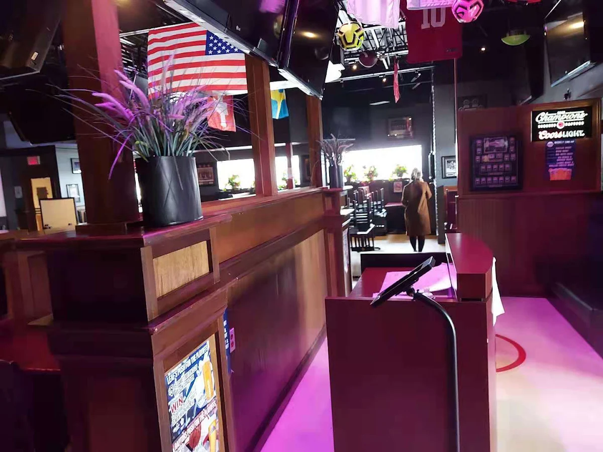 Vibe, AllStar Wings and Ribs Richmond Hill