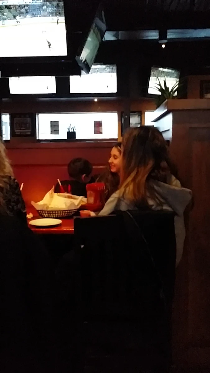 Vibe, AllStar Wings and Ribs Richmond Hill