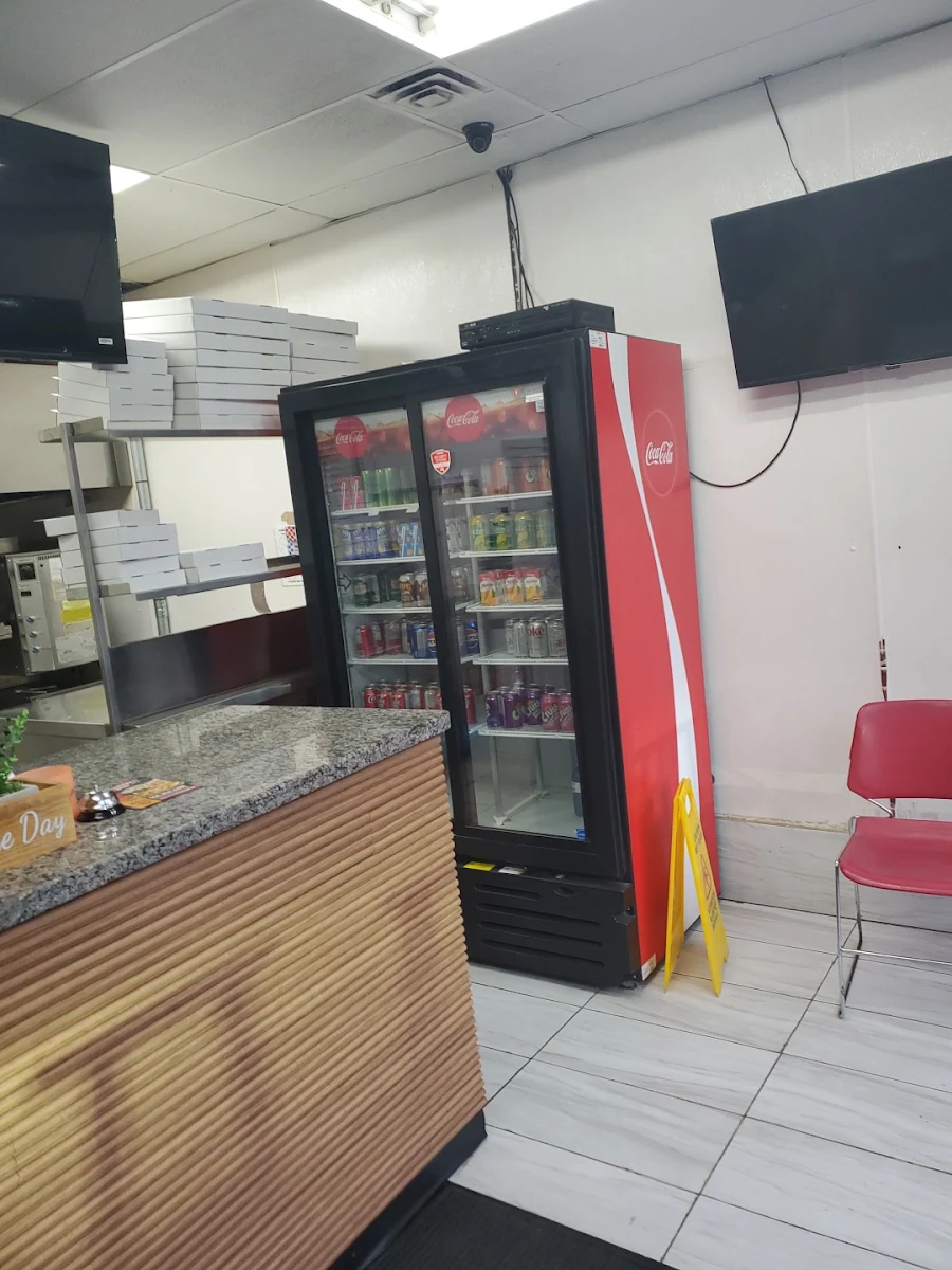 Vibe, Pizzano Pizza & Wings
