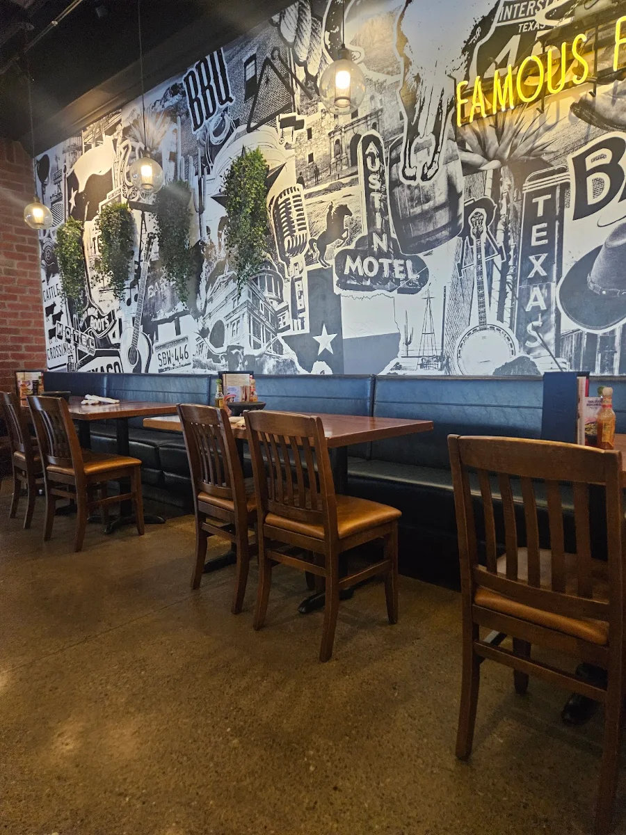 Vibe, Lone Star Texas Grill