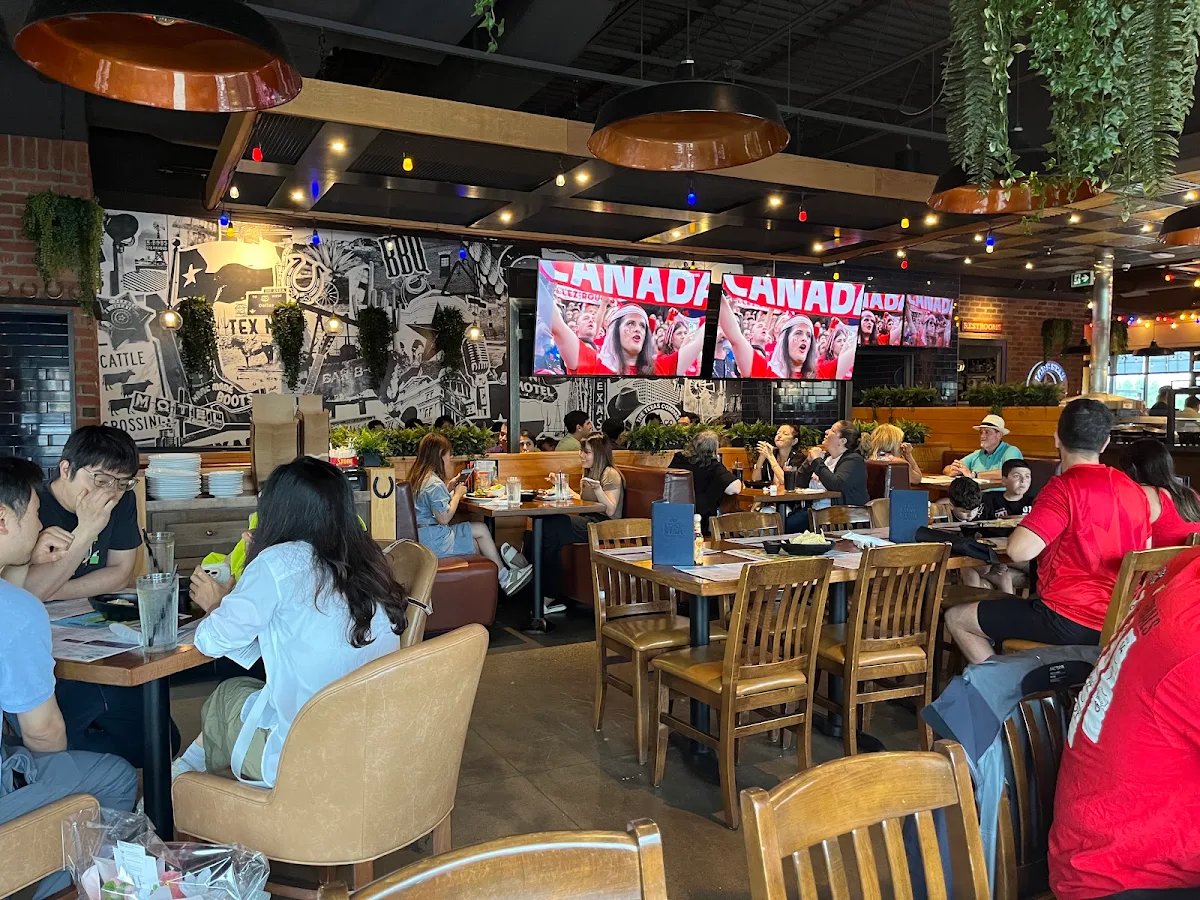 Vibe, Lone Star Texas Grill