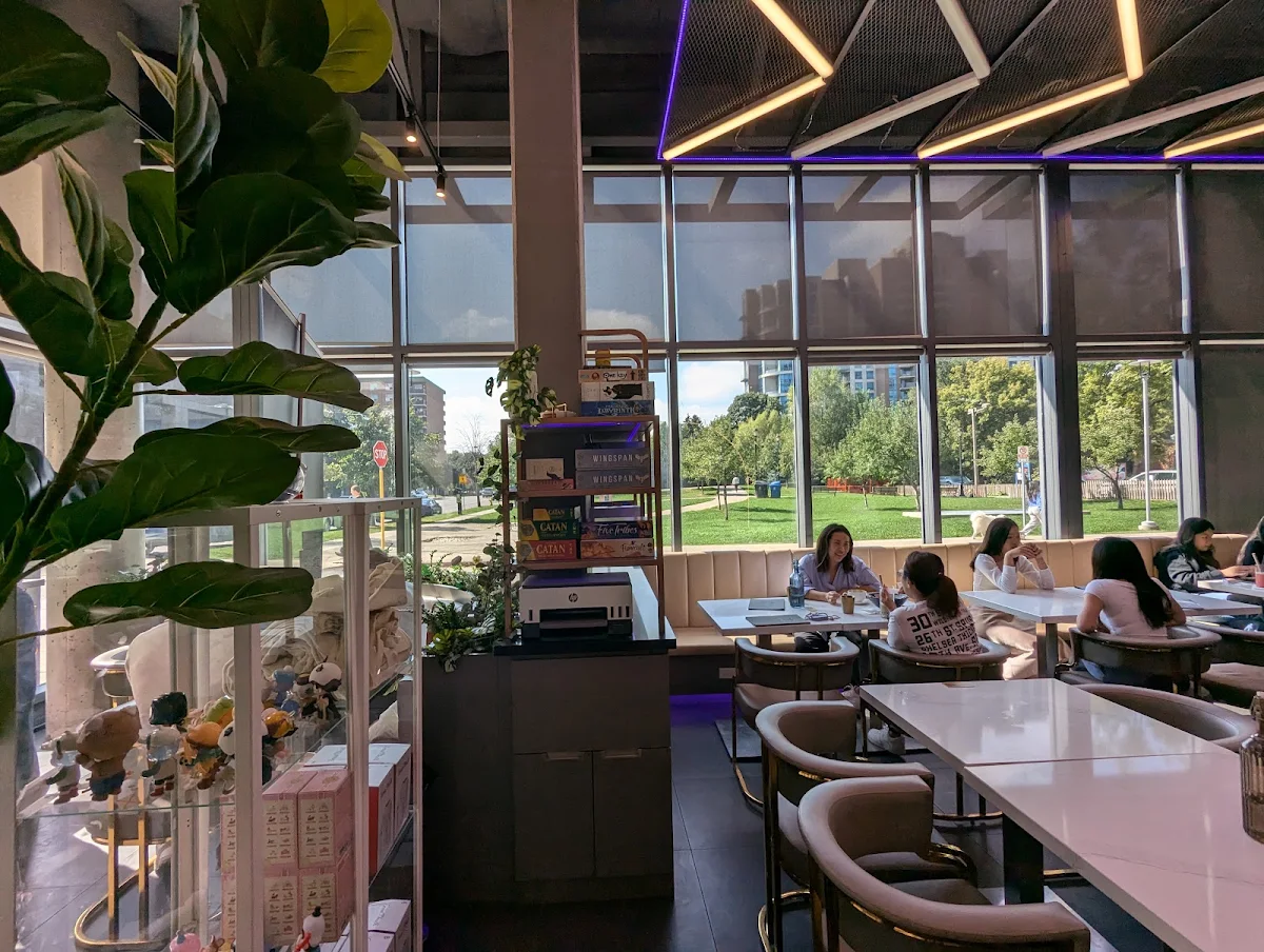 Vibe, Twilight Cafe & Bar (North York)