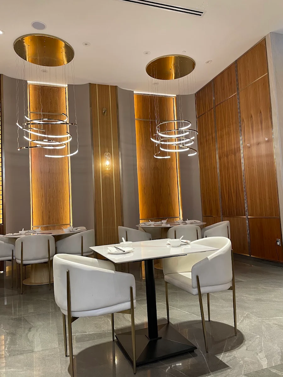Vibe, Sun Sui Wah Seafood Restaurant