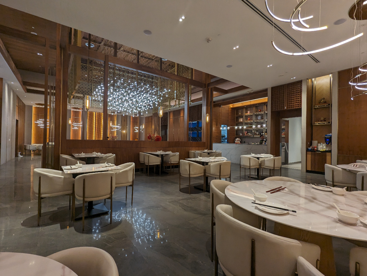 Vibe, Sun Sui Wah Seafood Restaurant