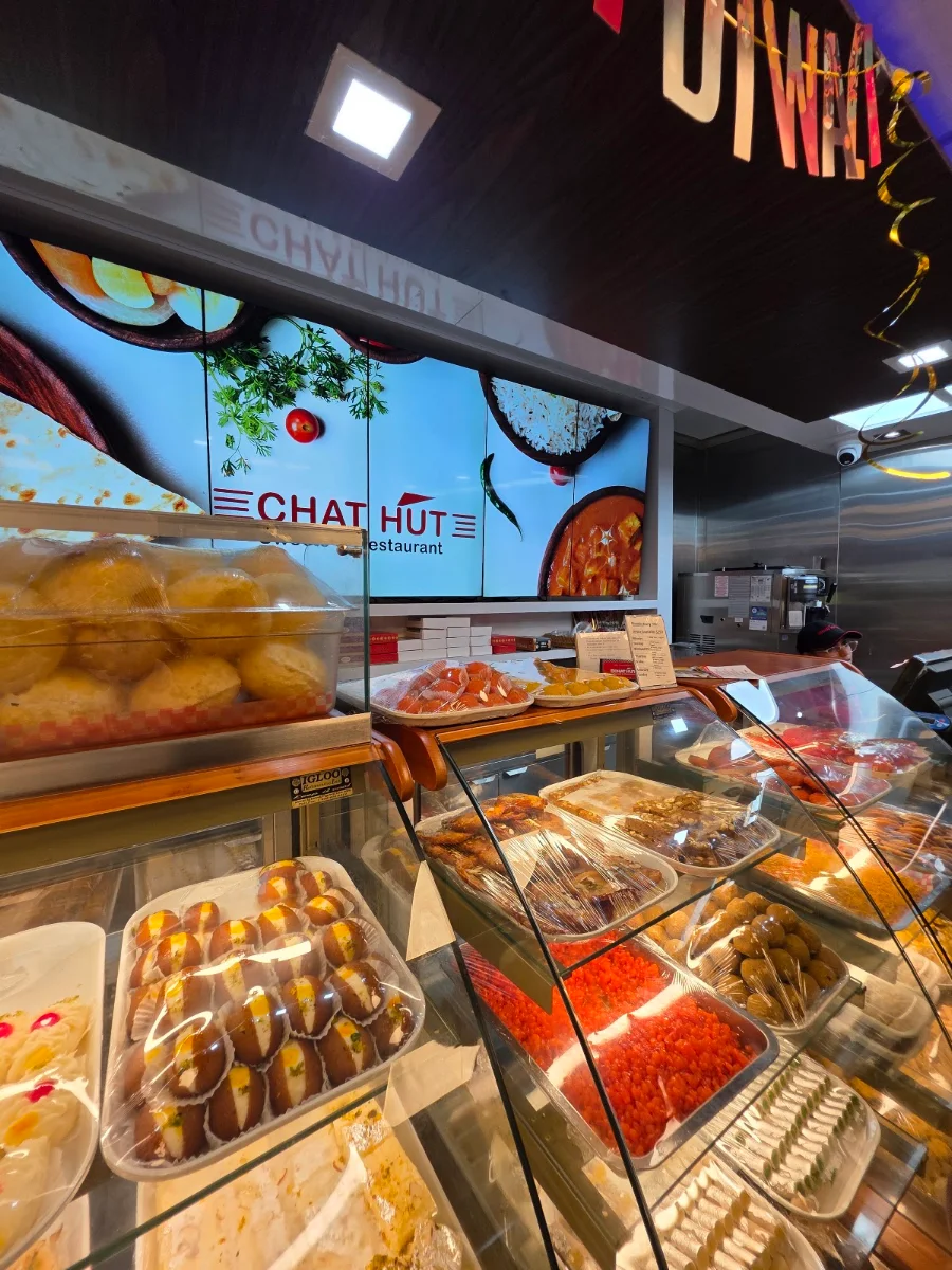 Vibe, Chat Hut Sweets & Restaurant