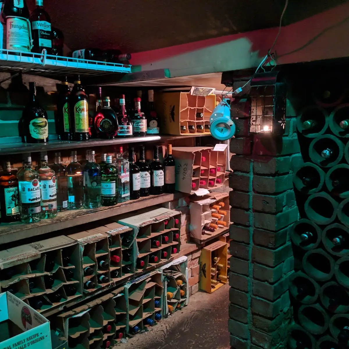 Vibe, The Cook's Shop