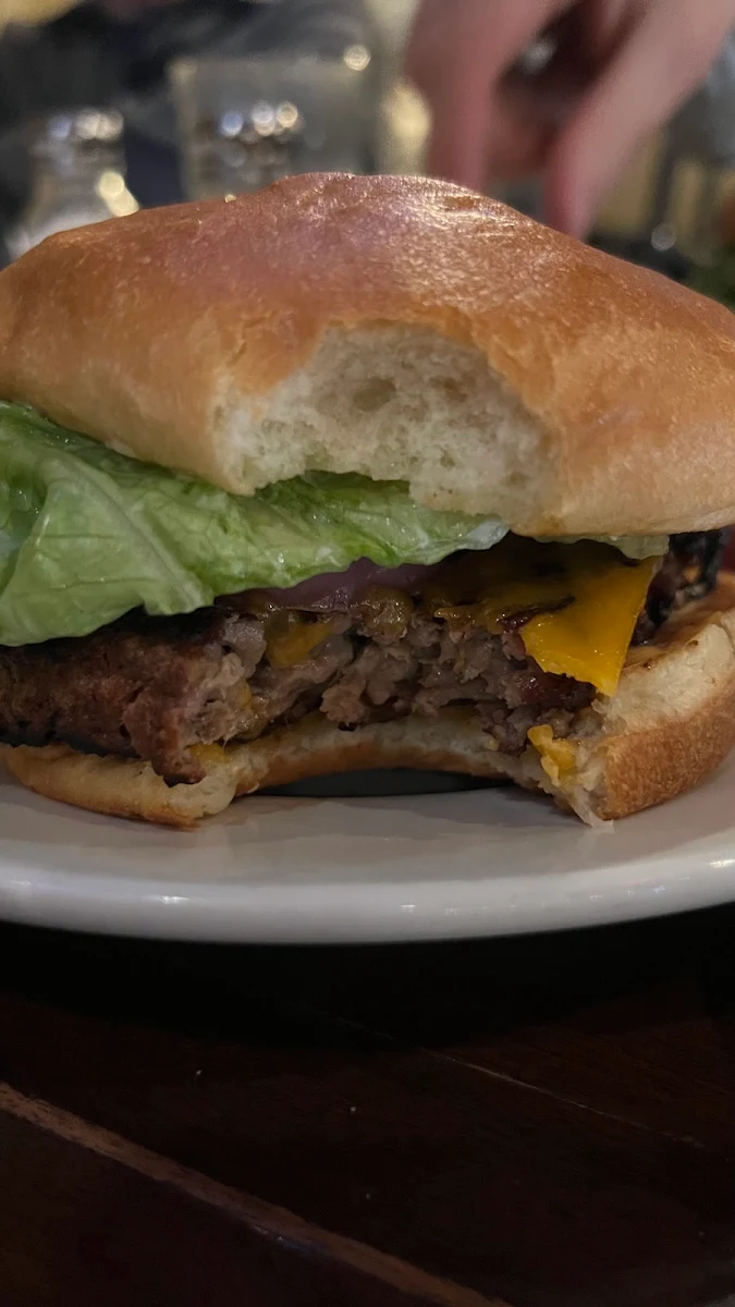 Food & drink, Kelly's Pub
